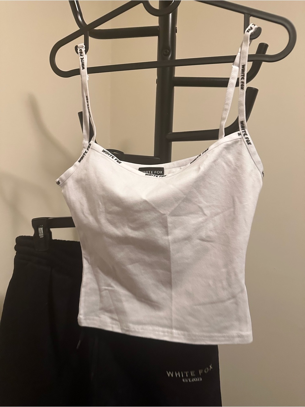 White Fox Tank & Jogger - Picture 4 of 13